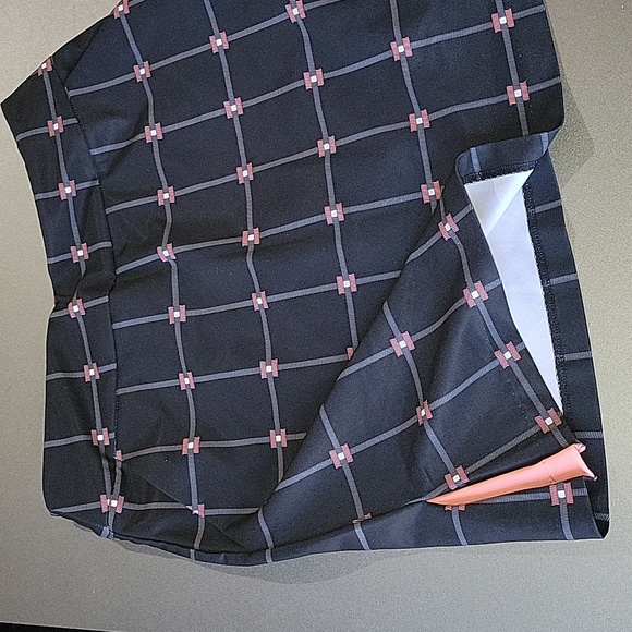 Tail Elevation Skirt Skort black Geometric Print  Golf  skort sz 6 - Picture 5 of 6